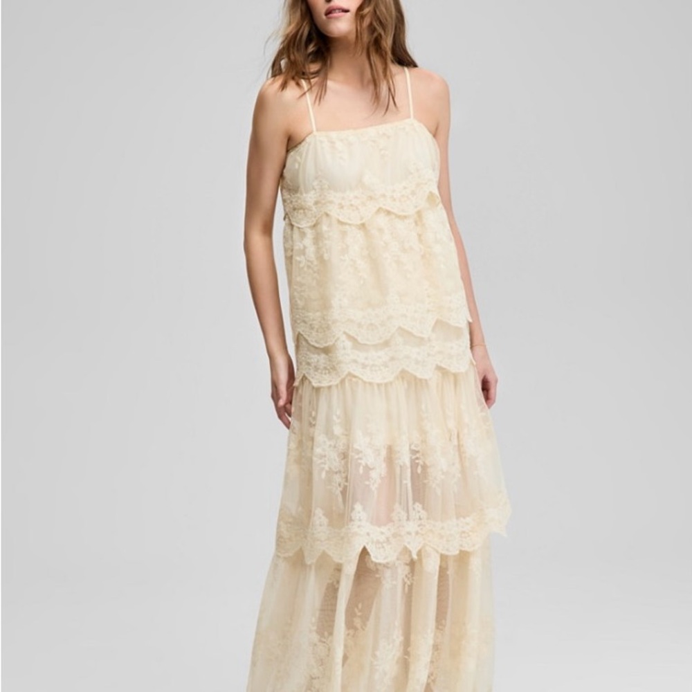 Elegant Cream Lace Maxi Dress
